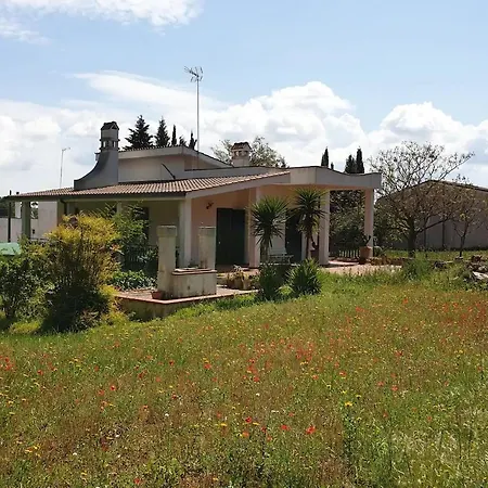 Villetta Al Centro Del Salento 度假居